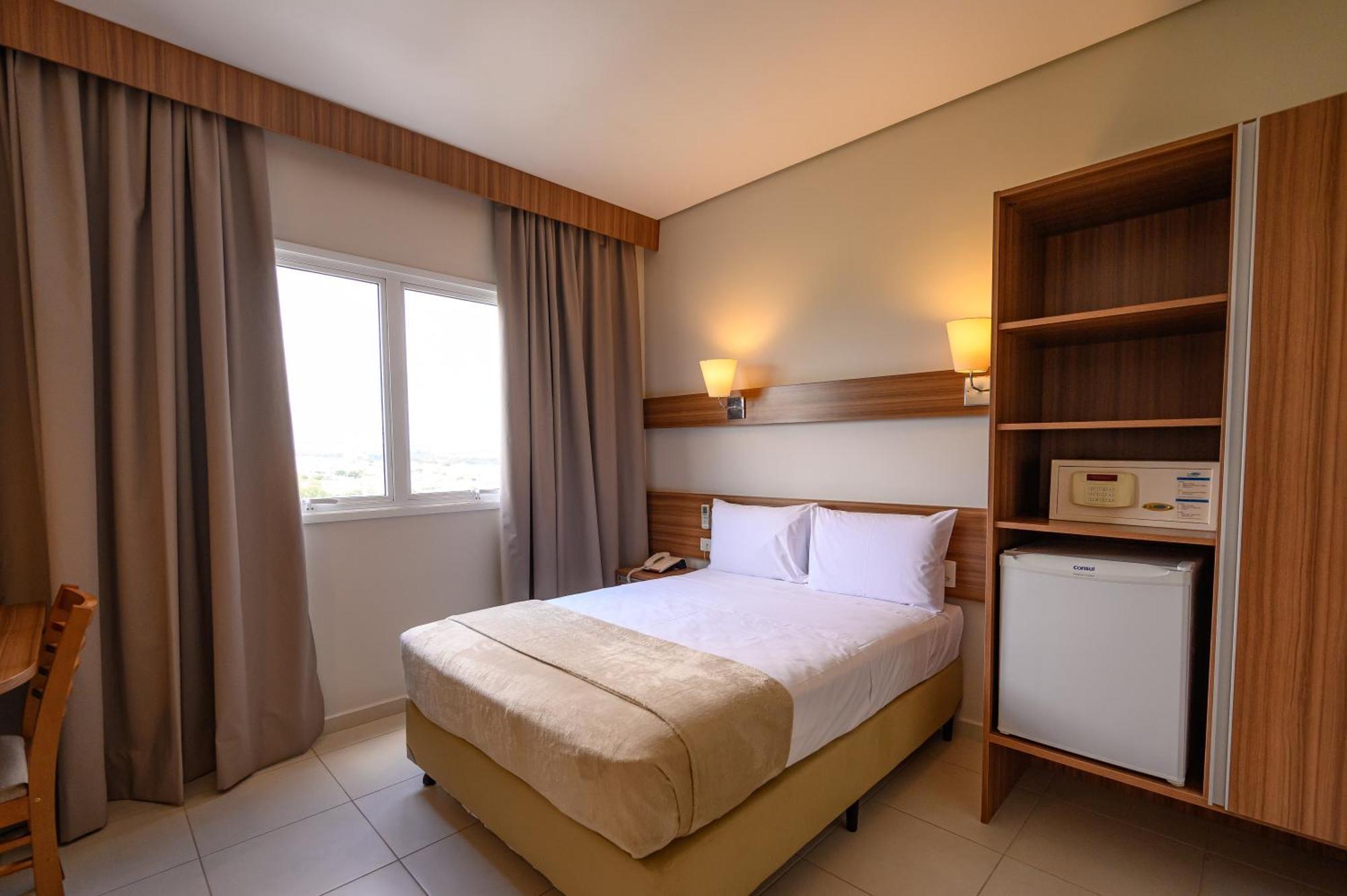 Unihotel Salto Salto  Exterior photo